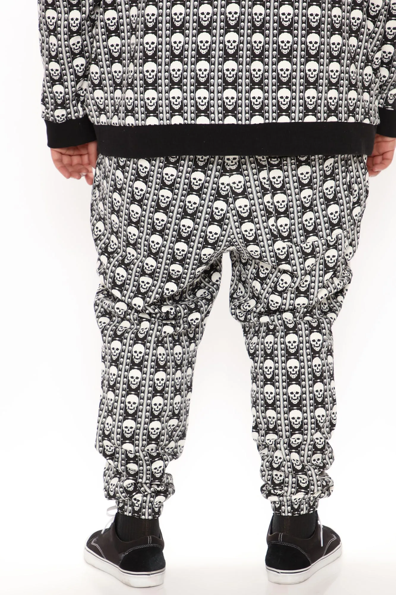 All Over Skull Sweatpant - Black/combo