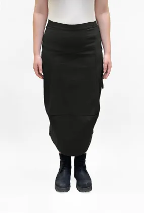 BLACK LABEL Pocketed Pencil Skirt in Black