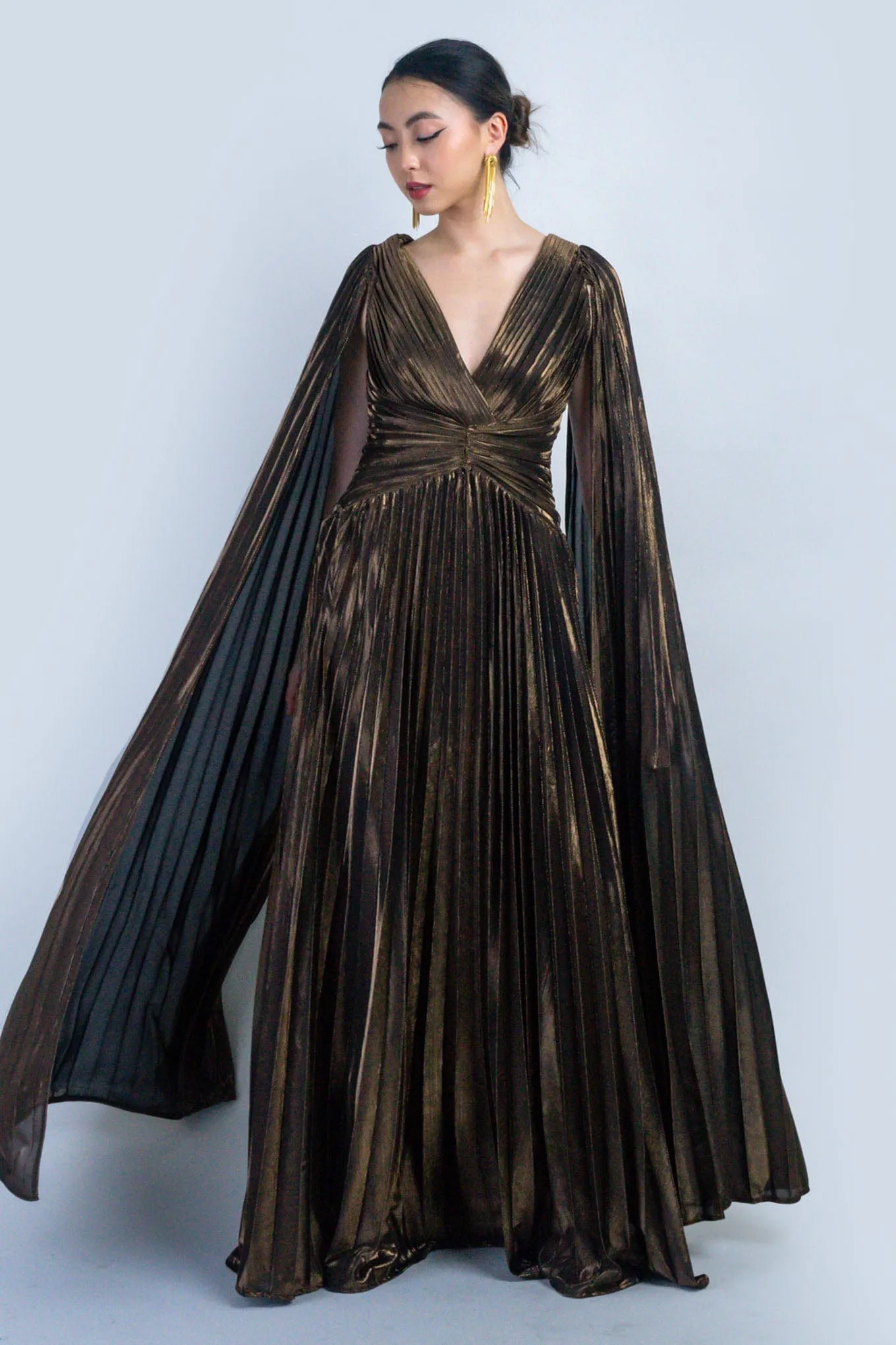 Bronze V-Neck Cape Sleeves Pleated Gown