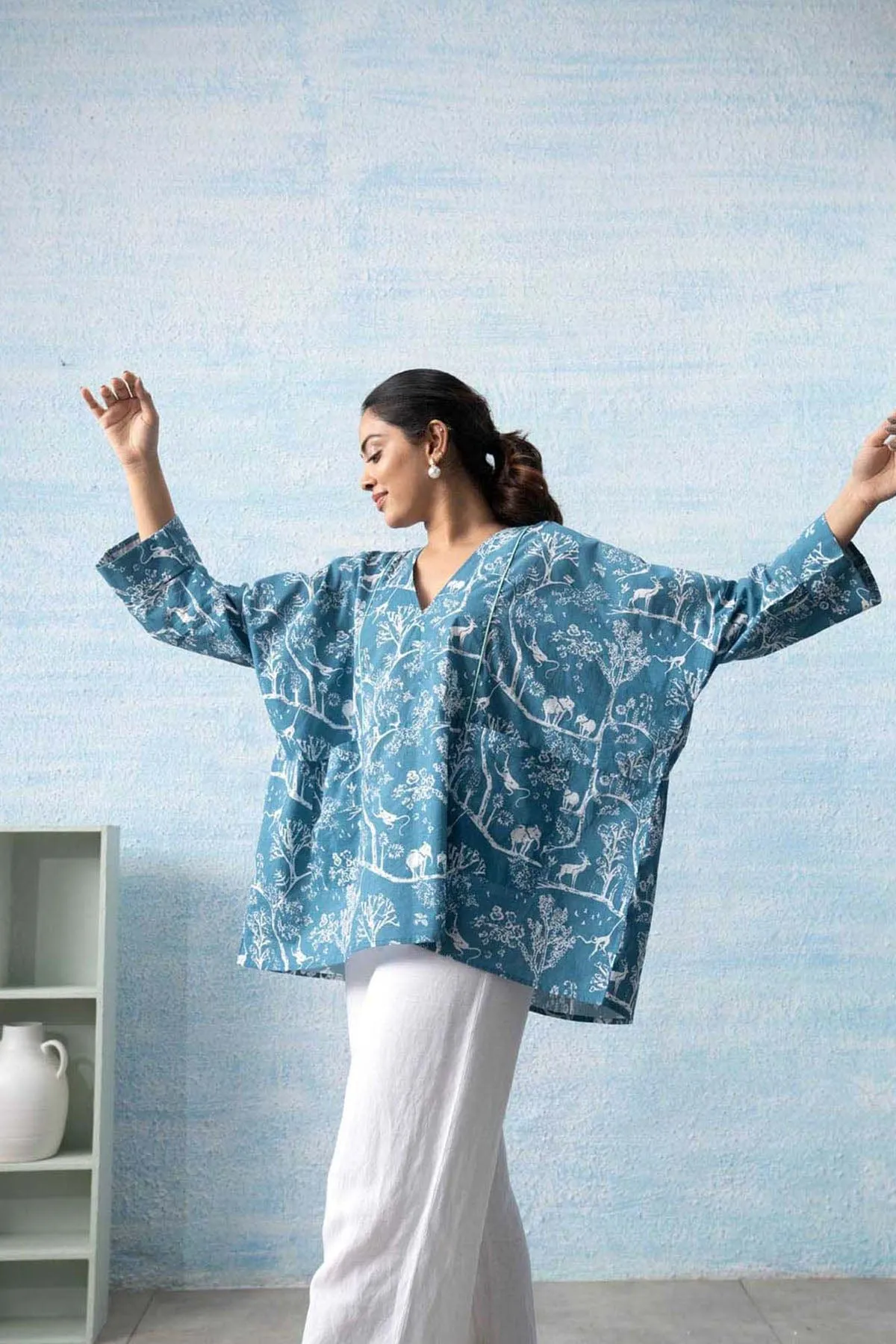 Creatures Of Canopy Tunic Top (Teal Dream)