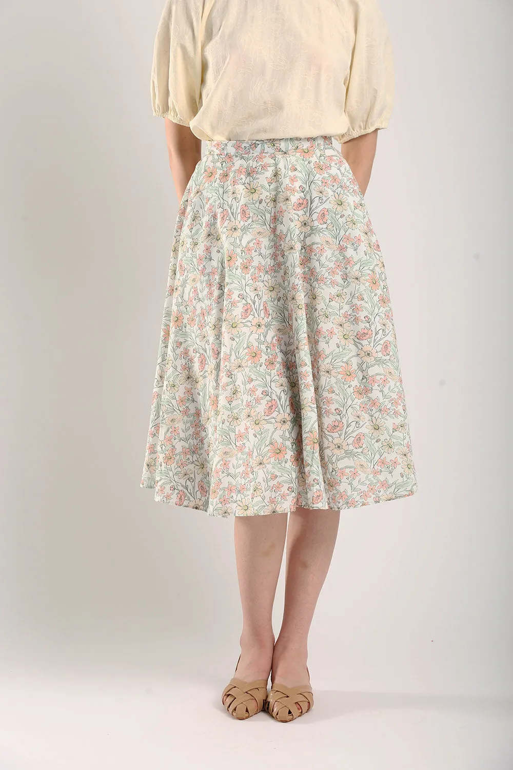 Larson Maxi Skirt in Floral Print