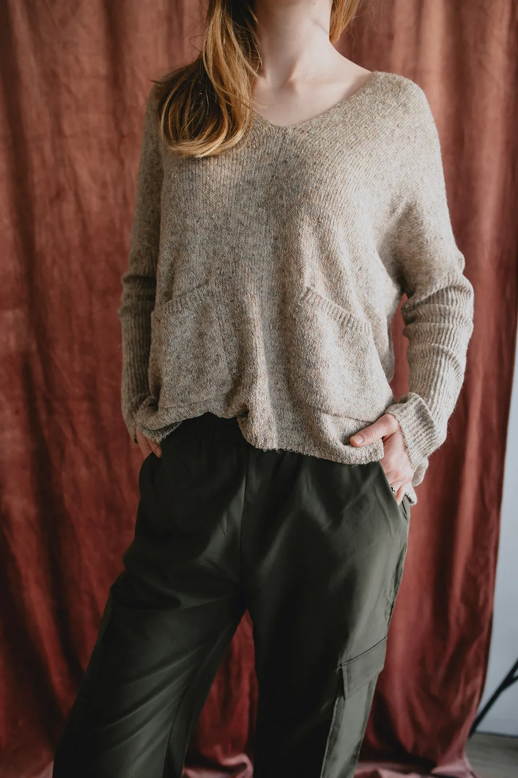 The Robin Pocket Sweater - Taupe