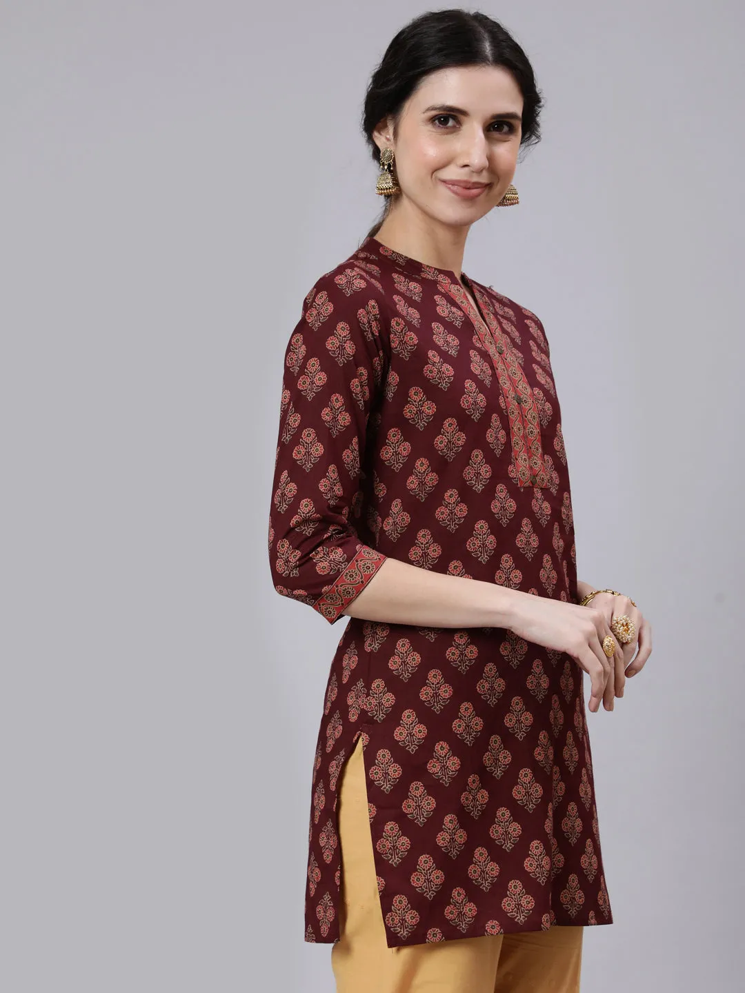 Women Burgundy Printed Straight Tunic With Three Quarter Sleeves